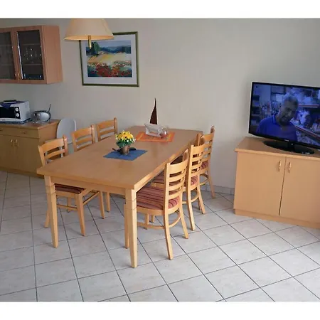 Lotte Comfortable Vakantiehuis *
